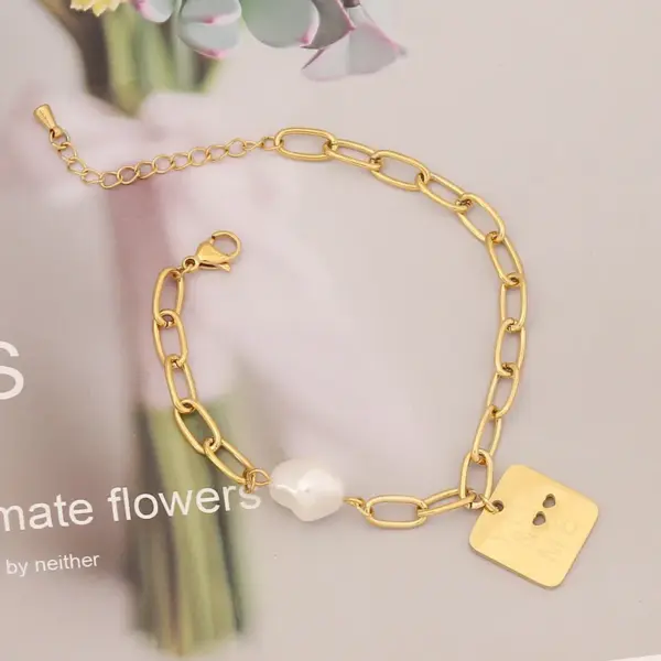 Wholesale 304 Stainless Steel Copper 18K Gold Plated Fashion Pearl Plating Inlay Star Heart Shape Pearl Bracelets