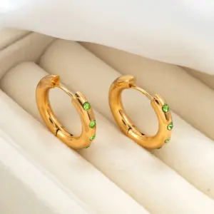 4*16 Green Diamond Earrings / Gold
