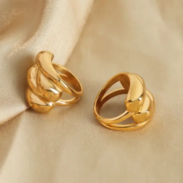 Wholesale 304 Stainless Steel Geometric PVD Coated 18K Gold Plated Casual Elegant Simple Style Waterproof Non Tarnish Plating Gold Silver Rings