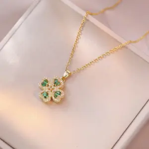 X3346 Emerald Love Rotating Necklace