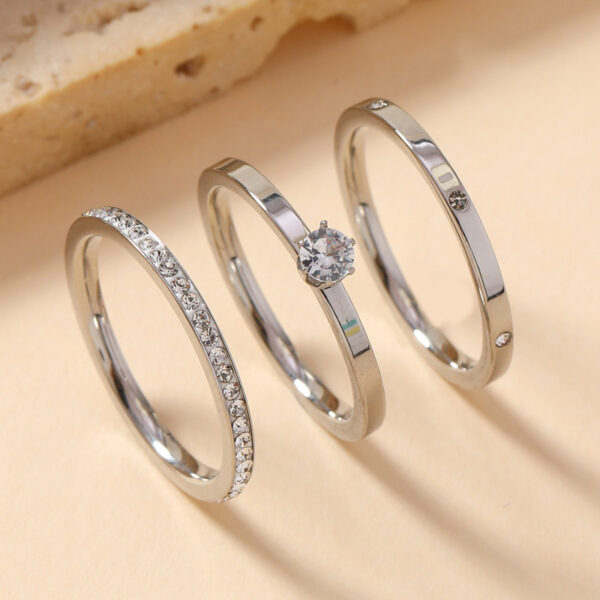 Wholesale Diamond-studded clay stainless steel ring set