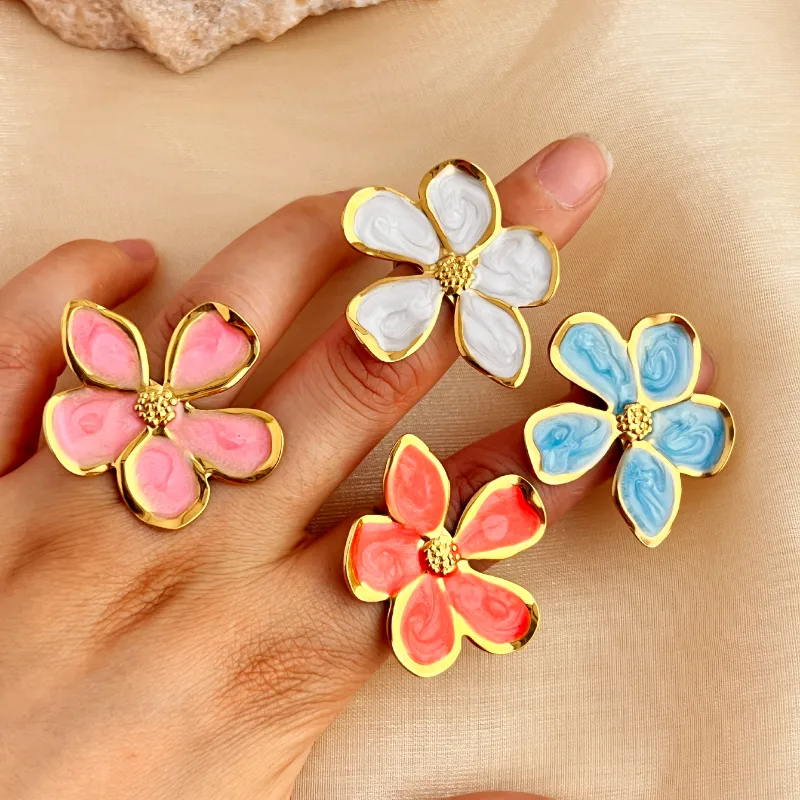 Wholesale PVD Coated Real Gold Plated 18K Gold Flower 304 Stainless Steel Casual Retro Simple Style Waterproof Non Tarnish Open Rings
