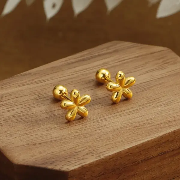 201 Stainless Steel 304 Stainless Steel Plastic Flower Ion Plating (IP) 18K Gold Plated Cute Sweet Simple Style Waterproof Non Tarnish Ear Studs