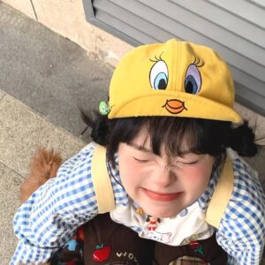 Wholesale South Korea Cui Di Cui Er overturned duck tongue hat cute little yellow duck embroidered Cui Di baseball cap