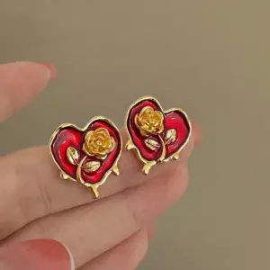 83# Silver Needle-Gold-Red-Red Heart