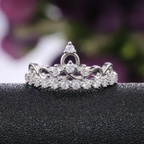 Wholesale Creative Fashion Copper Micro-encrusted Zircon Women's Crown Ring