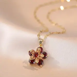 X1590 Colorful Flower Necklace