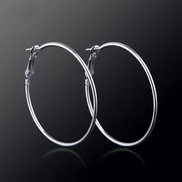 1 Pair Elegant Lady Geometric Steel Earrings