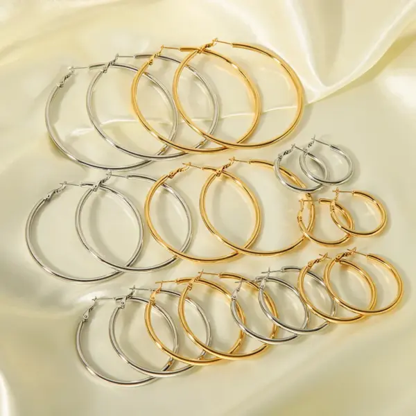 Wholesale PVD Coated Real Gold Plated 18K Gold Solid Color 304 Stainless Steel Simple Style Waterproof Non Tarnish Hoop Earrings