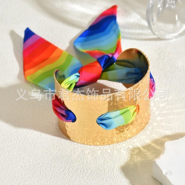 oly-cbf80d5bd9b9d15cc54f079be7801c6a Wholesale Rainbow scarf heart metal irregular bracelet