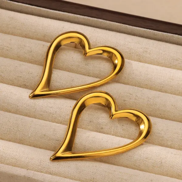 Wholesale Hot-Selling Heart Earrings 18K Gold Plated Stainless Steel Geometric Earrings Jewelry Christmas Gift Accessories For Women