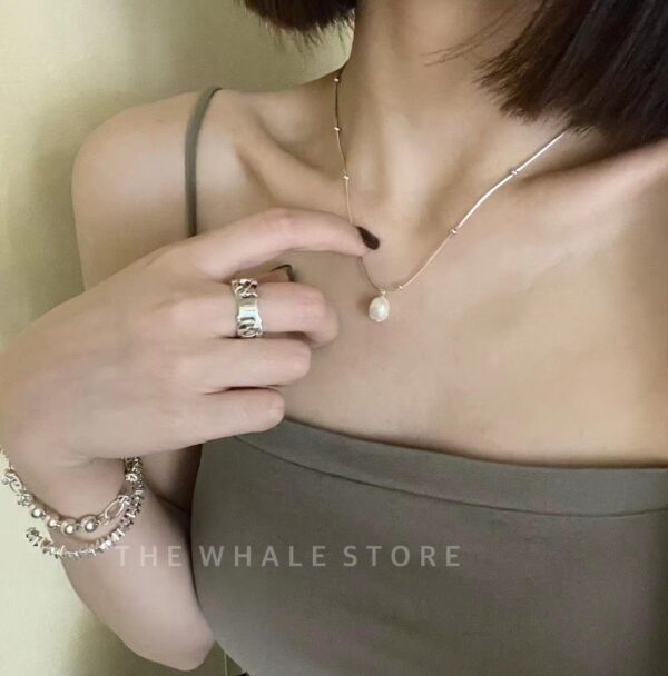 oly-cc0a2c035a29b444fe1093fe772e685f Wholesale Korean Style Simple Plain Silver Natural Freshwater Pearl Necklace S925 Silver Summer All-match Elegant Clavicle Chain for Girlfriend