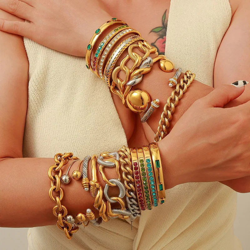 Wholesale 304 Stainless Steel Bracelet Women's Non-fading Electroplated 18K Gold Color Oval And Irregular Shaped Style