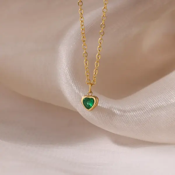 Wholesale 304 Stainless Steel Round Water Droplets Heart Shape PVD Coated Artificial Pearls Zircon 18K Real Gold Plated Elegant Romantic Simple Style Plating Regular Lobster Trigger Clasp Closure Pendant Necklace