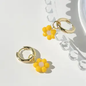 Yellow and / White
