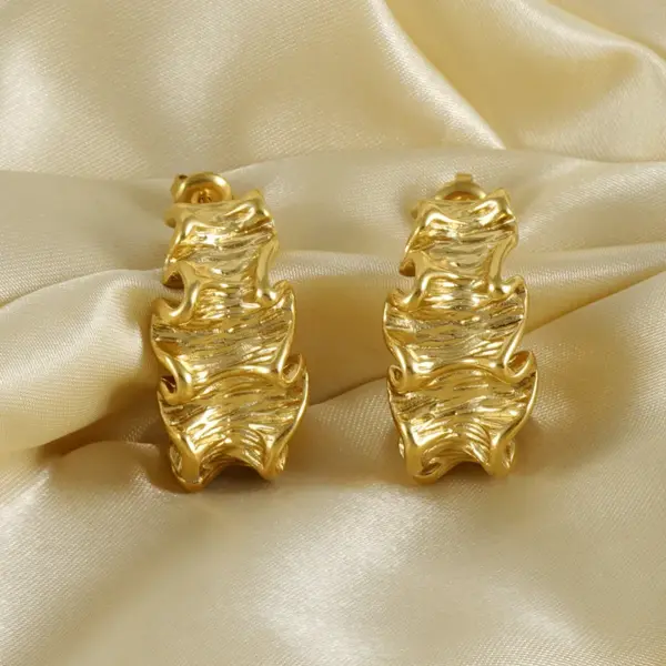 Wholesale PVD Coated 18K Gold Plated C Shape Irregular Stainless Steel Classical Simple Style Waterproof Non Tarnish Ear Studs