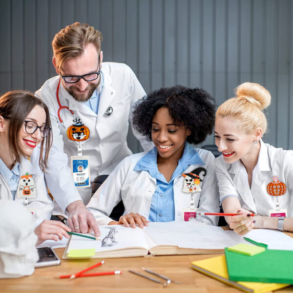 oly-cc535ba96e4fbe636a3159ace43d7fb6 Wholesale New Halloween Acrylic Pumpkin Head Cute Ghost Black Cat Retractable Rotating Easy-Pull Id Easy-Pull Buckle