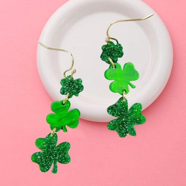 Wholesale Cross-border St. Patrick's day beer festival earrings vintage clover European and American earrings personalized earrings for women