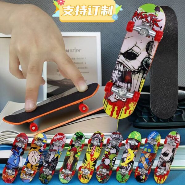 Wholesale finger skateboard puzzle decompression alloy plastic creative mini skateboard desktop toy gift