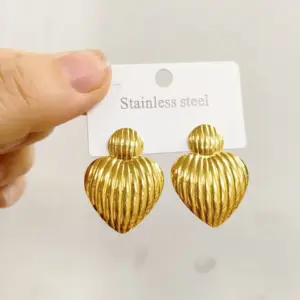 Gold Earrings 123 / 18k