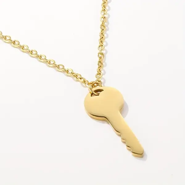 Wholesale 304 Stainless Steel Stainless Steel Heart Shape Key PVD Coated 18K Real Gold Plated Simple Style Plating Gold Silver