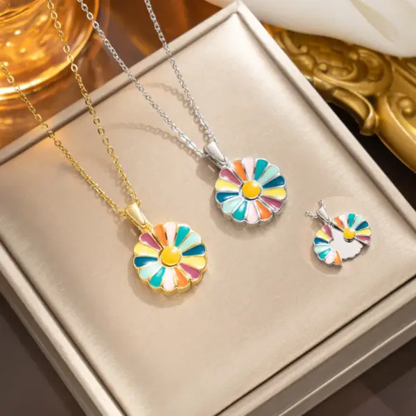 Wholesale PVD Coated Real Gold Plated 18K Gold Flower Butterfly Stainless Steel Sweet Waterproof Non Tarnish Titanium Steel Pendant Necklace