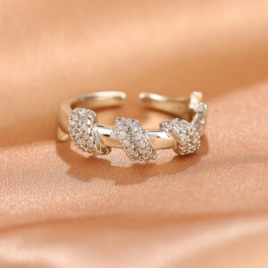 JH05 / Opening adjustable