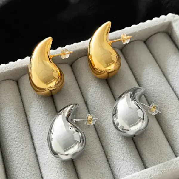 Wholesale 1 Pair Retro Geometric Plating Copper 24k Gold Plated Ear Studs