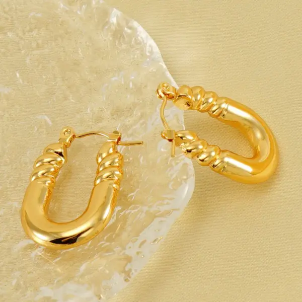 Wholesale 1 Pair Simple Style Geometric 304 Stainless Steel 18K Gold Plated Hoop Earrings Ear Studs