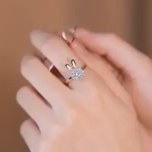 Z0075 Rabbit Ring-Gold (Rotatable) / Adjustable Opening