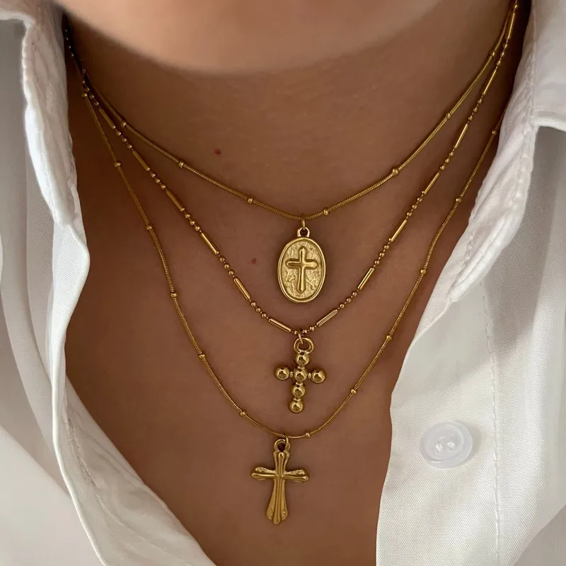 Wholesale 316L Stainless Steel Cross Waterproof Non Tarnish Surgical Steel Simple Style Classic Style Pendant Necklace For Women's