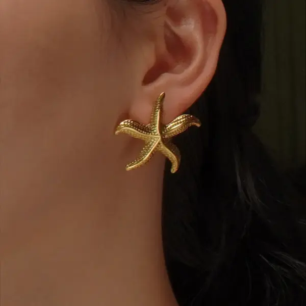 1 Pair Beach Streetwear Starfish 304 Stainless Steel Imitation Gold Electroplating Ear Studs