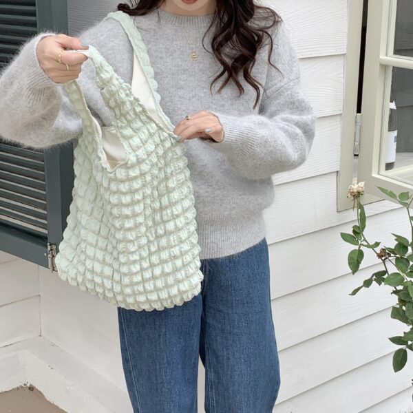 Wholesale Internet Celebrity Bubble Bag Single Shoulder Crossbody Bag Ins Women's Large Capacity Tote Bag Simple Versatile Vest Manufacturer Logo