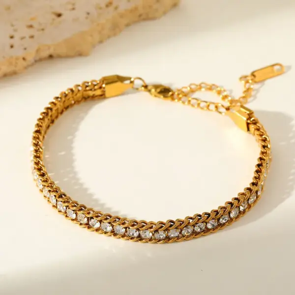 Wholesale Elegant Luxury Stainless Steel 18K Gold Plated Zirconia Geometry Pendant Full Diamond Bracelet Style