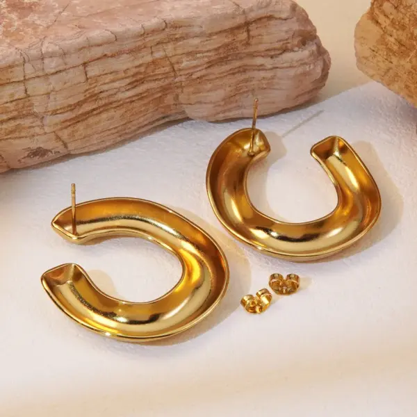 Wholesale 1 Pair Simple Style Classic Style Cool Style Geometric 304 Stainless Steel Imitation Gold Electroplating Ear Studs
