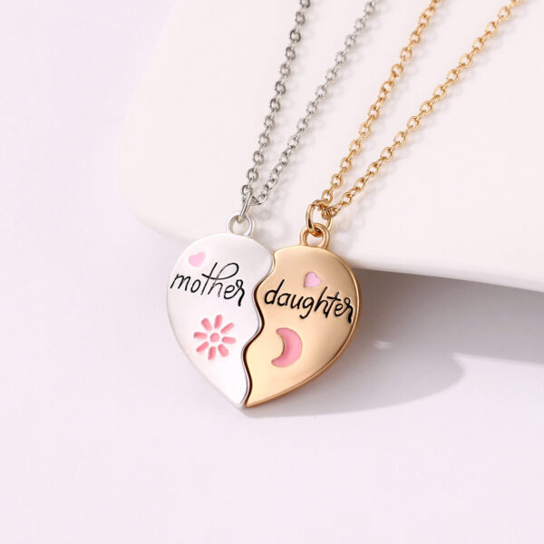 Wholesale Cross-border new fashion love splicing parent-child necklace mother and daughter magnetic pendant son mother's day