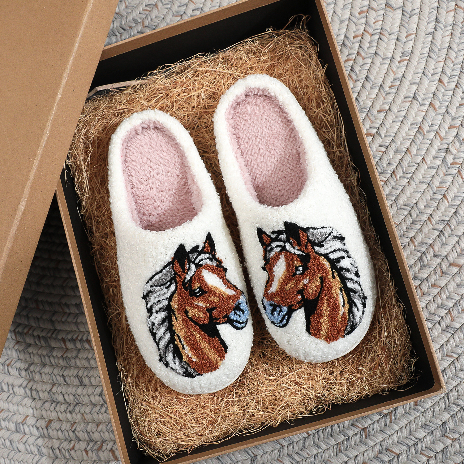 Wholesale Ins pular Amazon Cotton Slippers for Men and Women, Comfortable Plush with Horse Head Embroidery, Aliexpress Independent Site