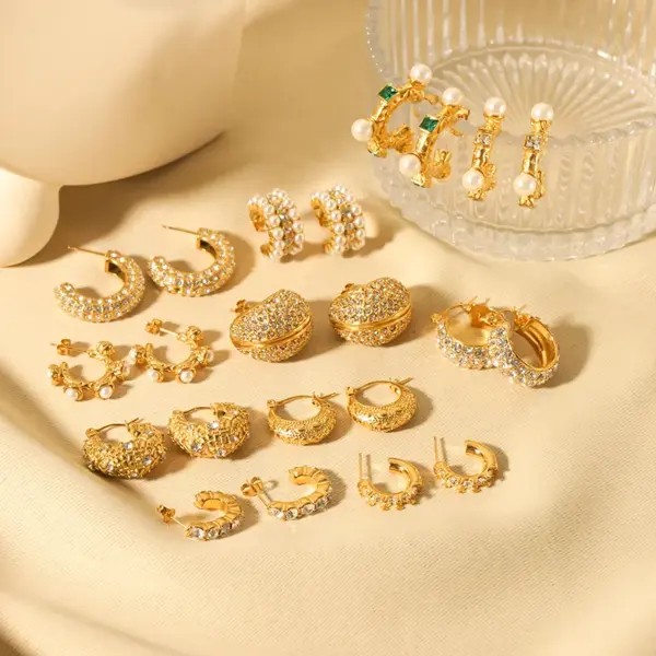 Wholesale PVD Coated Real Gold Plated 18K Gold Round 304 Stainless Steel Vintage Style Waterproof Non Tarnish Earrings