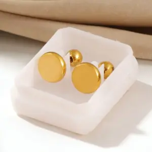 Gold / Average Size / Style 4