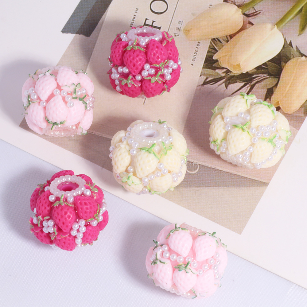 Wholesale Soft y double-layer strawberry beads can be worn with straight holes loose beads beaded DIY mobile phone chain key chain bag chain aessories