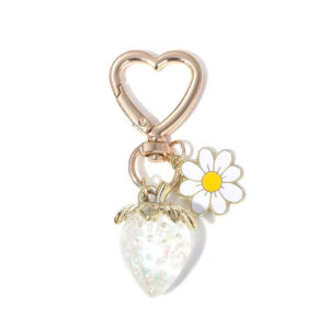 Transparent plating-strawberry daisy keychain