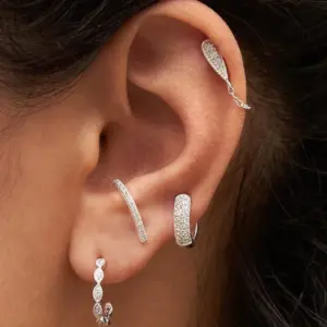 Wholesale 1 Pair Vintage Style Simple Style Solid Color Plating Inlay Copper Zircon 18k Gold Plated Ear Studs