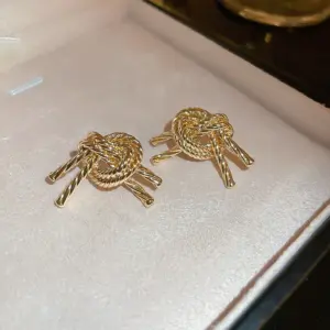 Silver Needle Rope Knotted Earrings