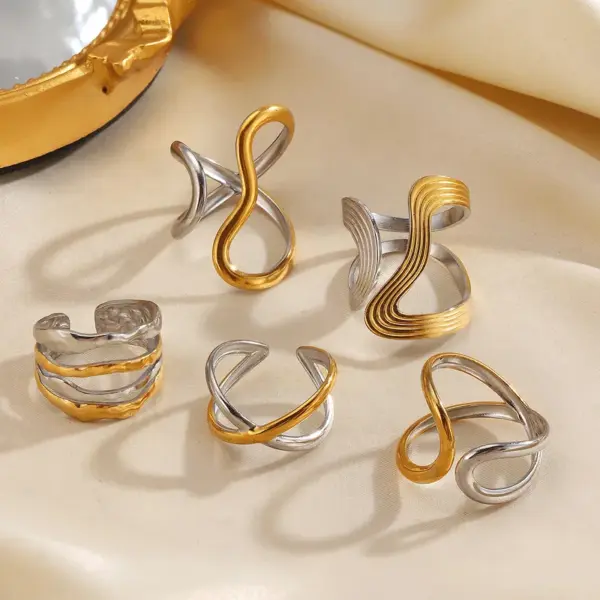 Wholesale 304 Stainless Steel Lines Ion Plating (IP) 18K Gold Plated IG Style Glam Vintage Style Waterproof Non Tarnish Gold Open Rings