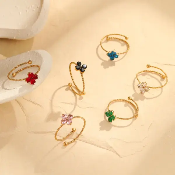 Wholesale PVD Coated Real Gold Plated Four Leaf Clover 304 Stainless Steel Basic Retro Modern Style Waterproof Non Tarnish Adjustable Ring