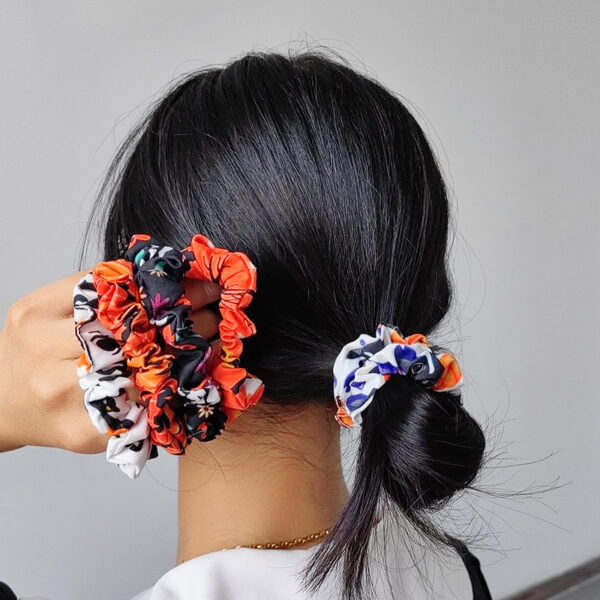Wholesale autumn and winter simple Halloween small intestine ring hair rope