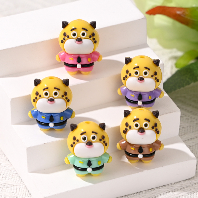 Wholesale Cute little leopard straight hole rubber beads