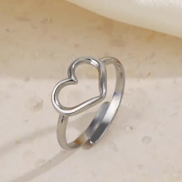 Wholesale PVD Coated 18K Gold Plated Heart Shape 304 Stainless Steel IG Style Waterproof Non Tarnish Rings