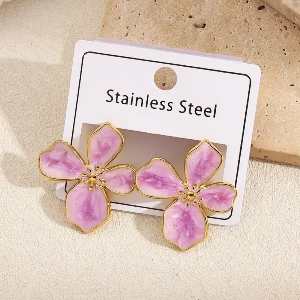 Wholesale Hot Selling Four Leaf Flower Earrings 304 Stainless Steel Plated With Oil Drop Modern Casual Style For Women