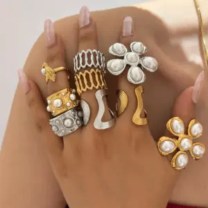 Wholesale New Stylish Wide Face Ring 316 Stainless Steel Sold Well Floral Exaggerated Design Fashionable Women's Jewelry Accessory